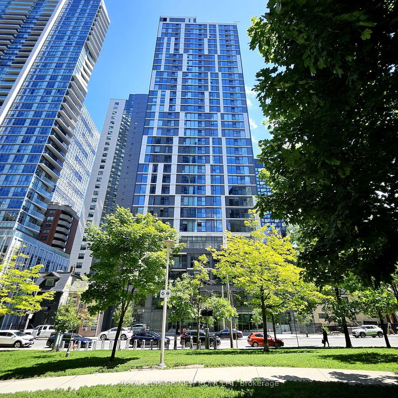 home for lease on 804-65 Mutual Street