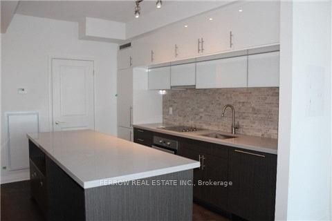 home for sale on 2503-8 Mercer Street