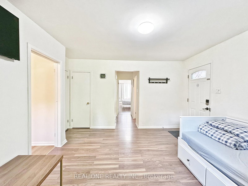 1st FL - 159 Cocksfield Ave, Toronto, M3H 3T4 | Image 2