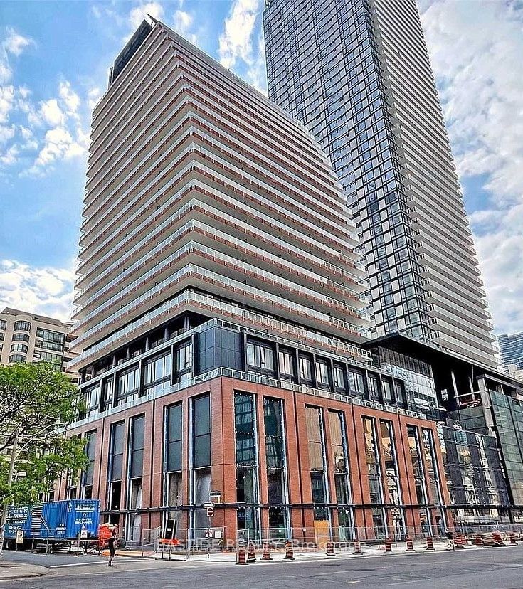 home for lease on 803-18 Maitland Terrace N