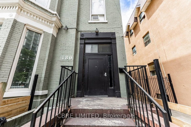 180 Sherbourne St W, Toronto, M5A 2R7 | Image 2