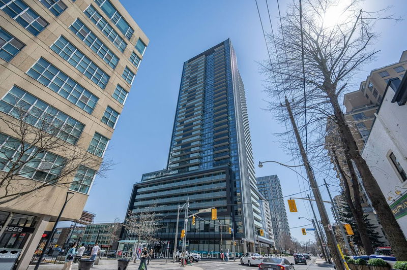 home for lease on 3106-125 Redpath Avenue