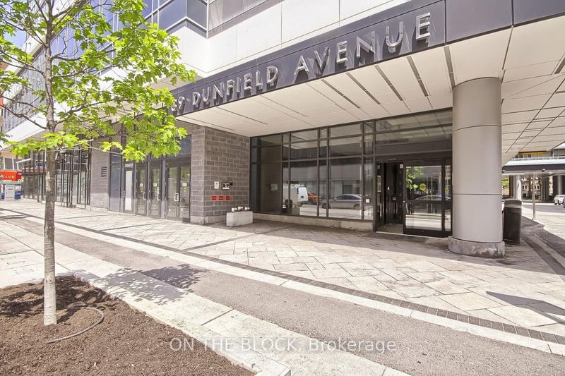 home for lease on 632-89 Dunfield Avenue
