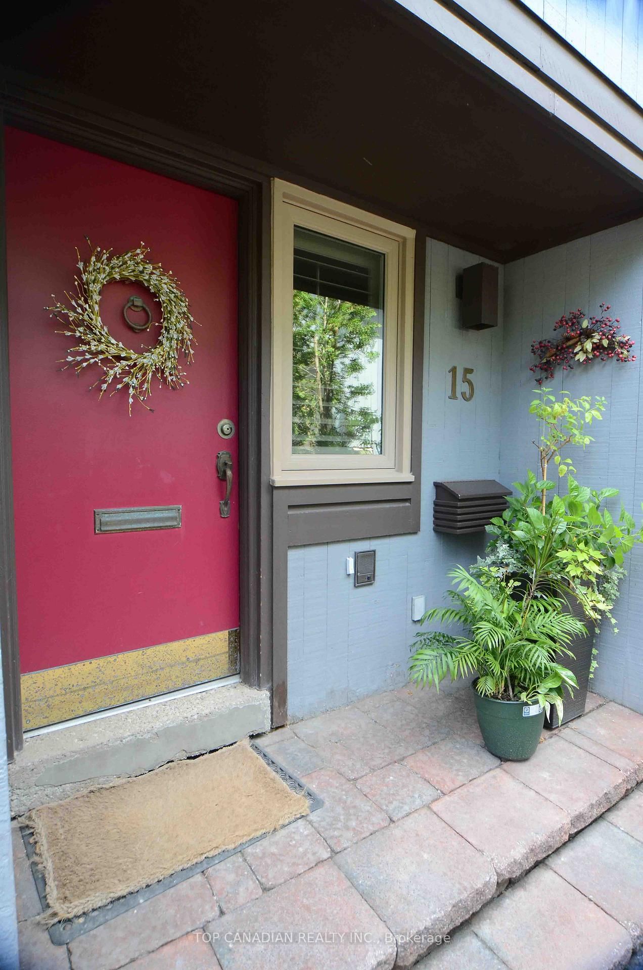 Listing Image 3