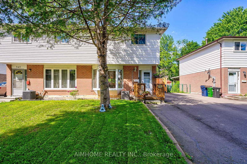 345 Hollyberry Tr, Toronto, M2H 2P5 | Image 2