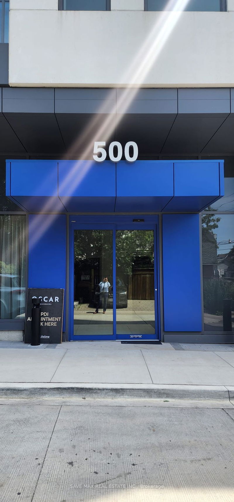 home for lease on 410-500 DUPONT Street