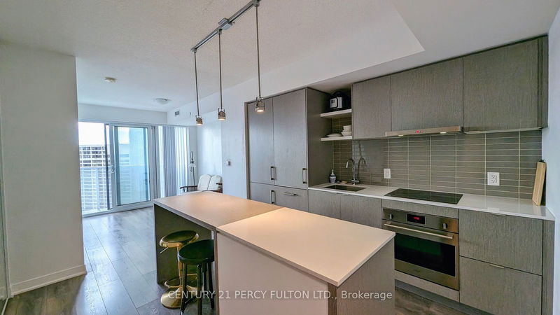 home for lease on 3408-88 Harbour Street