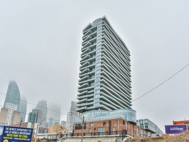 home for lease on 216-3 Market Street