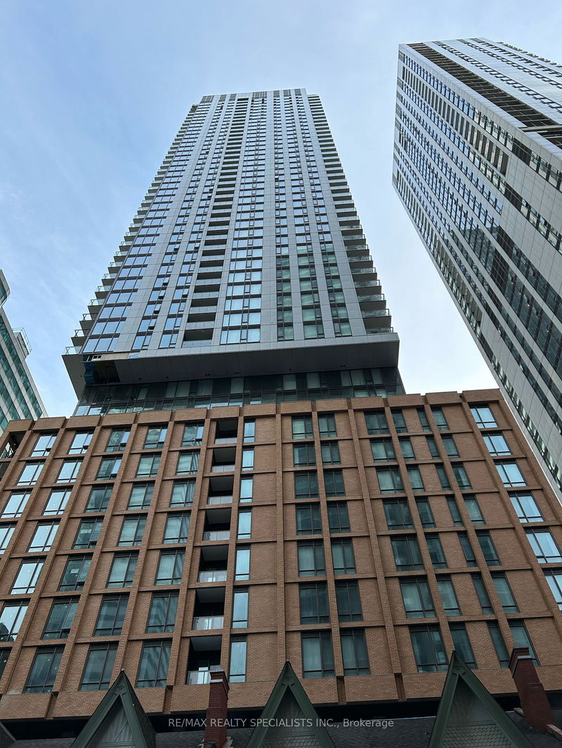 home for lease on 607-8 Widmer Street