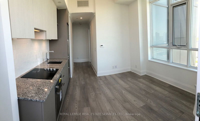 home for lease on 2105-120 Parliament Street