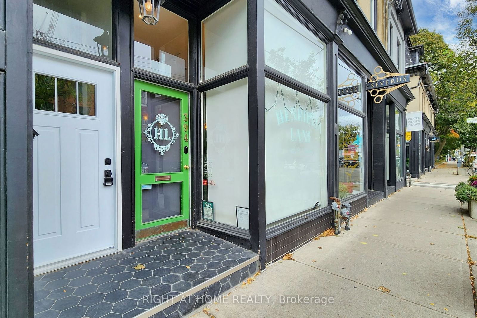 Commercial/Retail sold at 394 King Street, Toronto, Moss Park, M5A 1K9 - MLS: C8425482