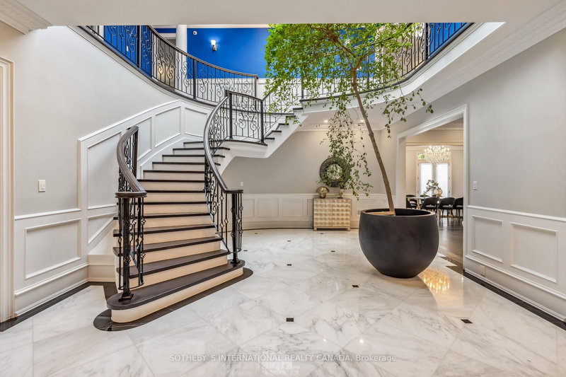 113 Coldstream Ave, Toronto, M5N 1X7 | Image 3