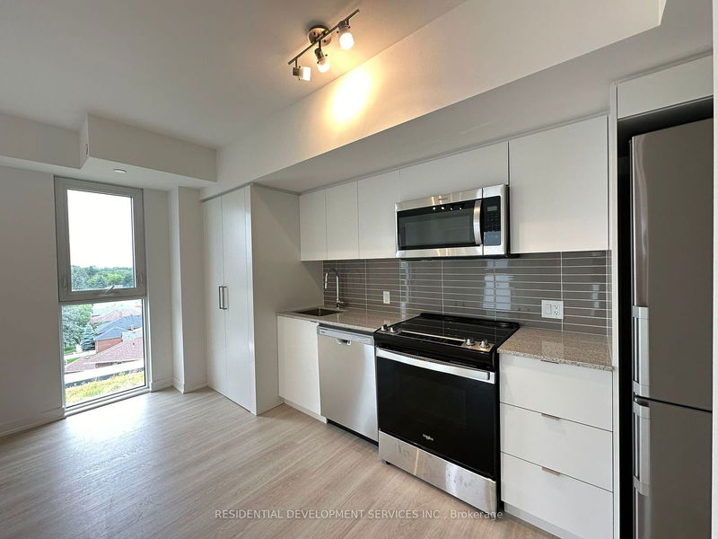 home for lease on 712-500 Wilson Avenue