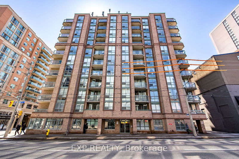 home for lease on 802-311 Richmond Street E