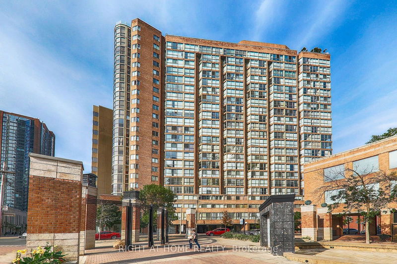 home for lease on PH5-1055 BAY Street