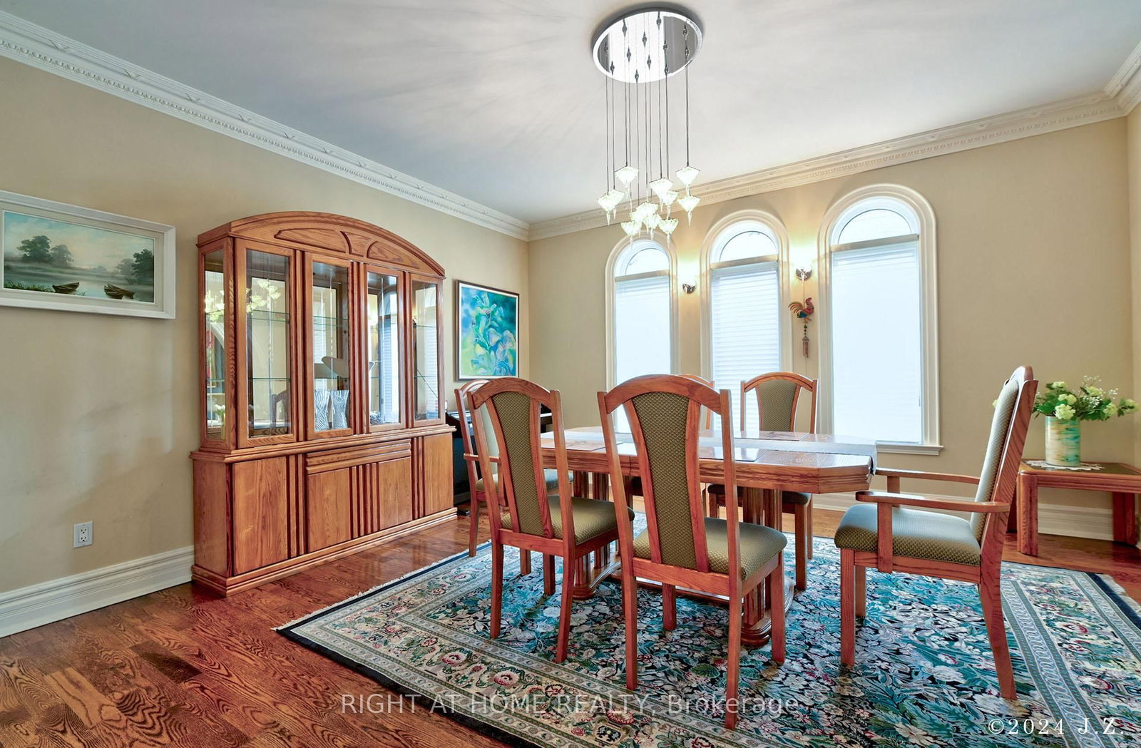 Listing Image 7