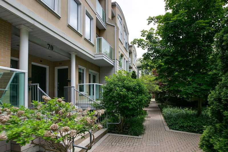 home for sale on 13-70 Byng Avenue