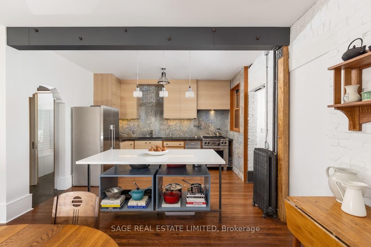 Listing Image 9