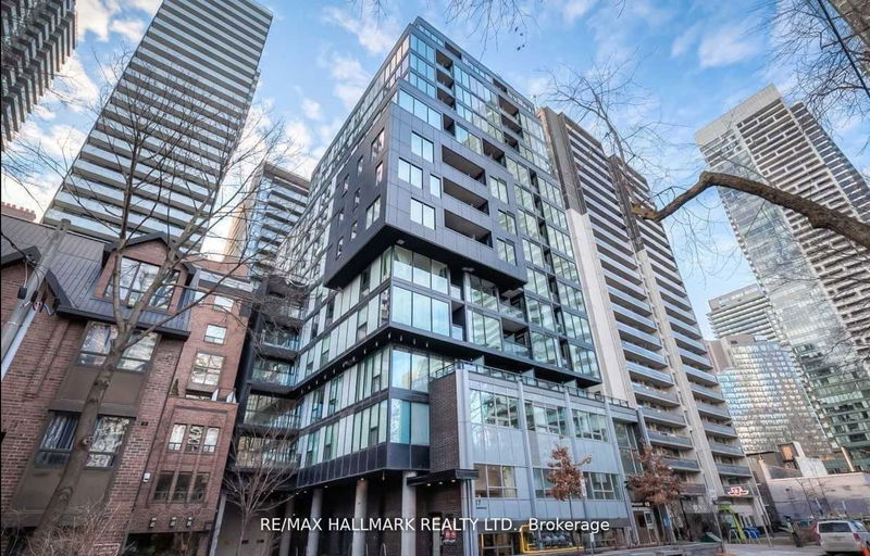 home for lease on 1704-17 Dundonald Street