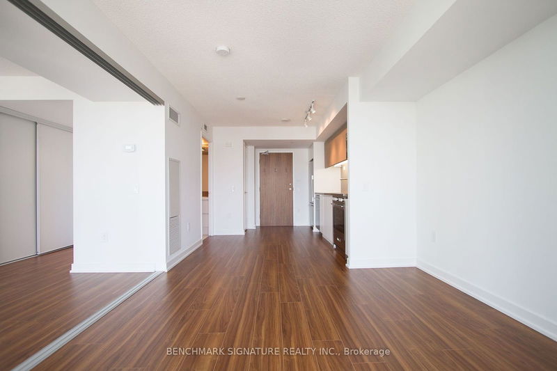 home for lease on 2809-85 Queens Wharf Road