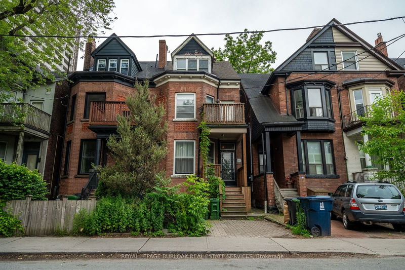 home for lease on LOWER-61 Sussex Avenue