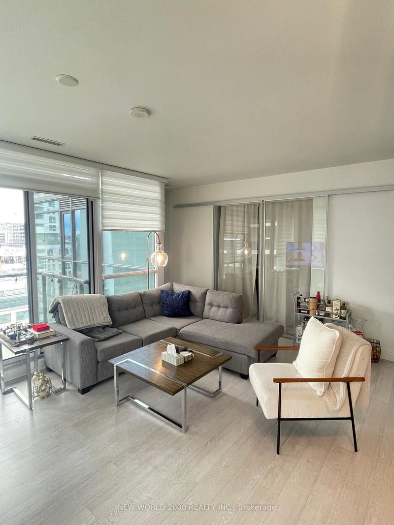 1904 - 290 Adelaide St W, Toronto, M5V 0P3 | Image 2