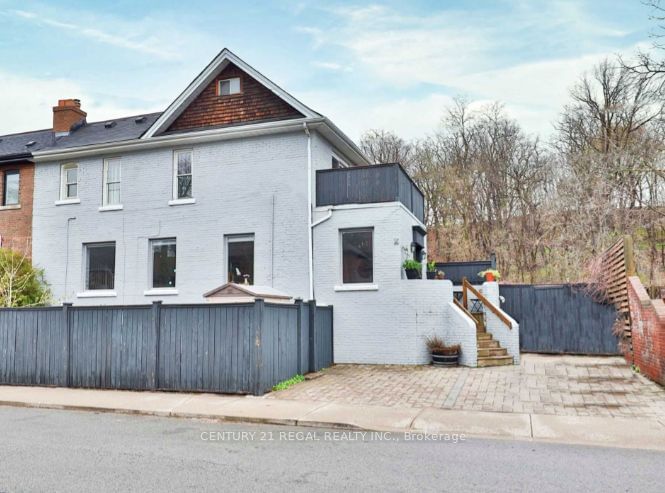 home for lease on Lower-394 Summerhill Avenue