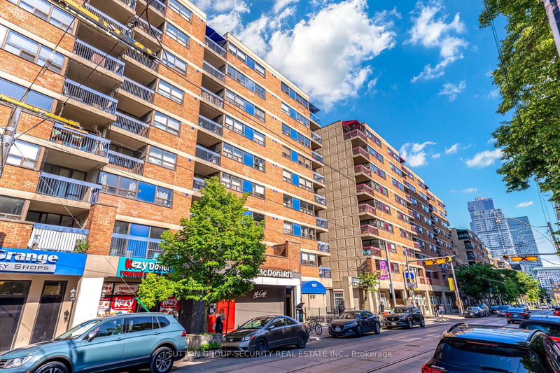home for sale on 808-105 McCaul Street