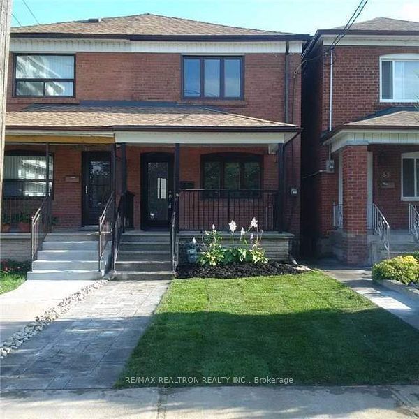 home for lease on 3 Lanark Avenue