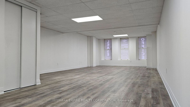 204 - 1 Yorkville Ave, Toronto, M4W 0B1 | Image 3