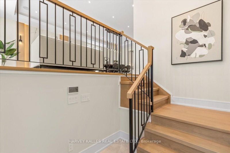 68 Lynnhaven Rd, Toronto, M6A 2K9 | Image 3