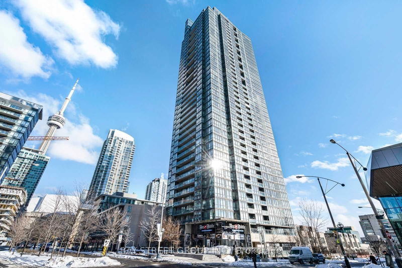home for lease on 503-15 Fort York Boulevard