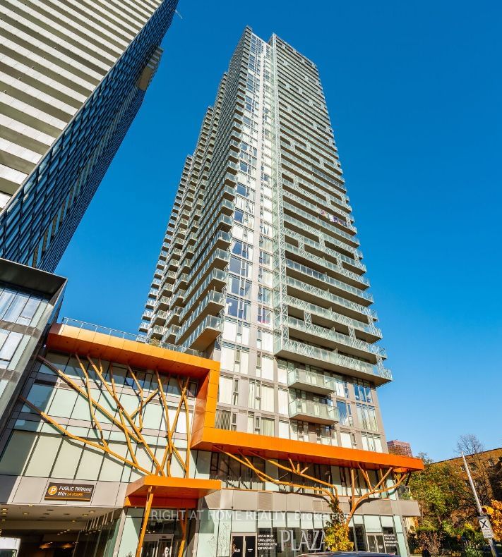 home for lease on 3001-50 Wellesley Street E