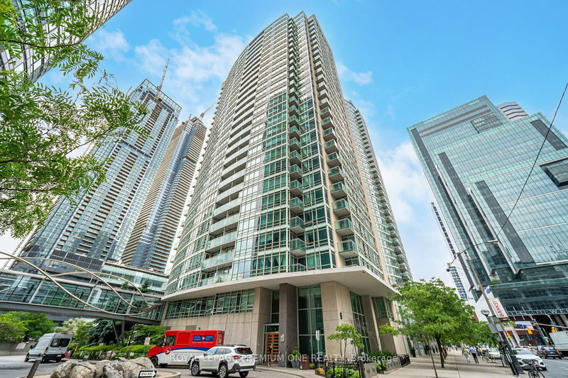 home for lease on 2709-381 Front Street W