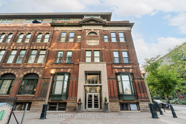 Ph507 - 915 King St W Street