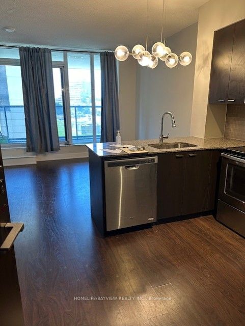 home for lease on 307-88 Sheppard Avenue E