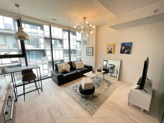 1105 - 38 Stewart Street