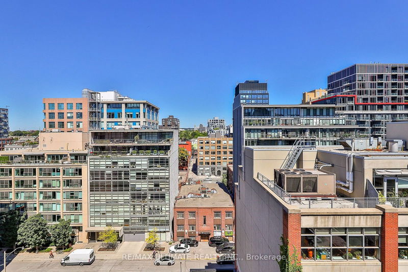  Ph07 - 39 Brant St  Toronto, M5V 2L9 | Image 34