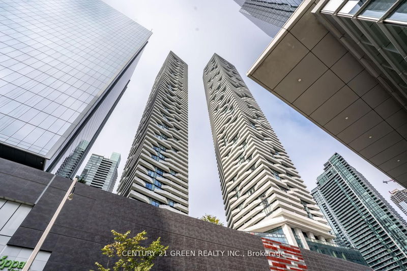  5407 - 100 Harbour St  Toronto, M5J 0B5 | Image 1