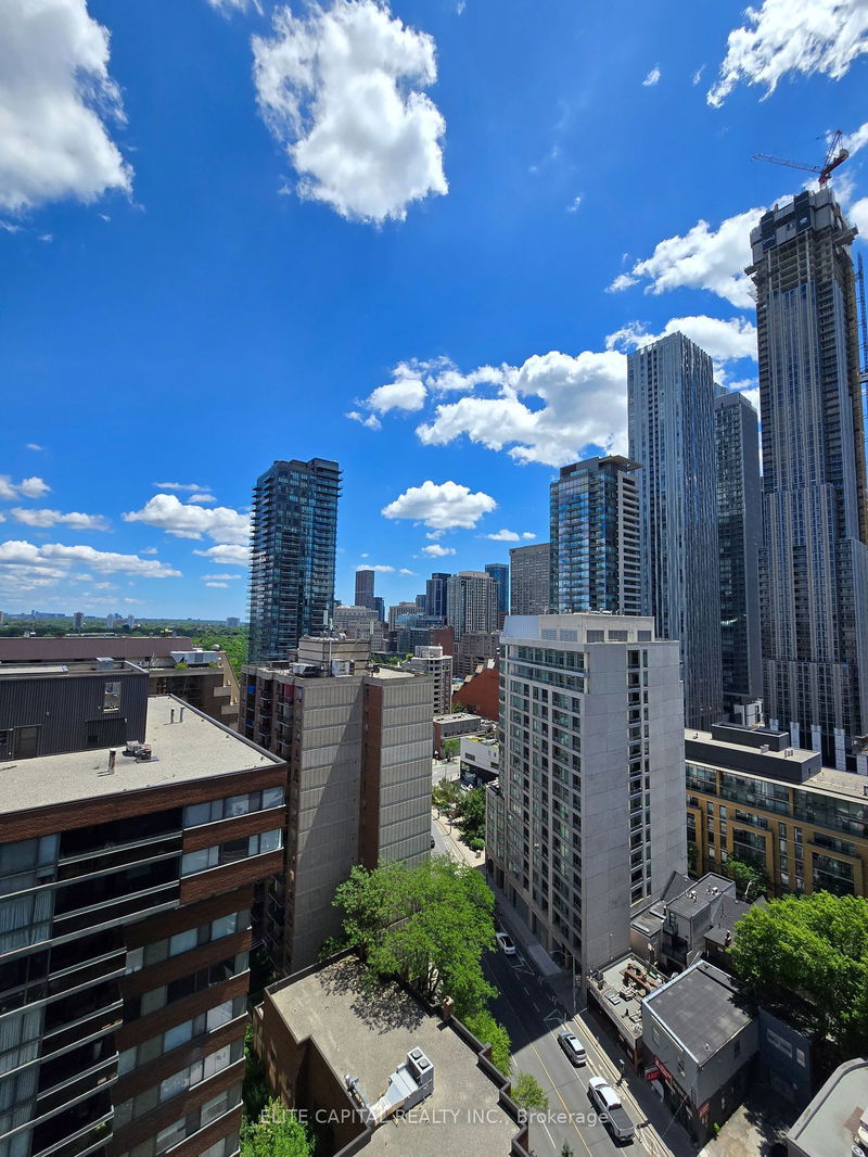 home for lease on 1706-32 Davenport Road