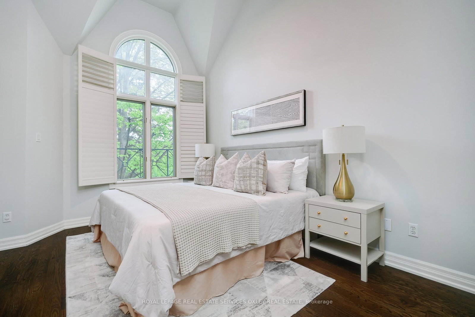 24 Alex Mews - Photo 10