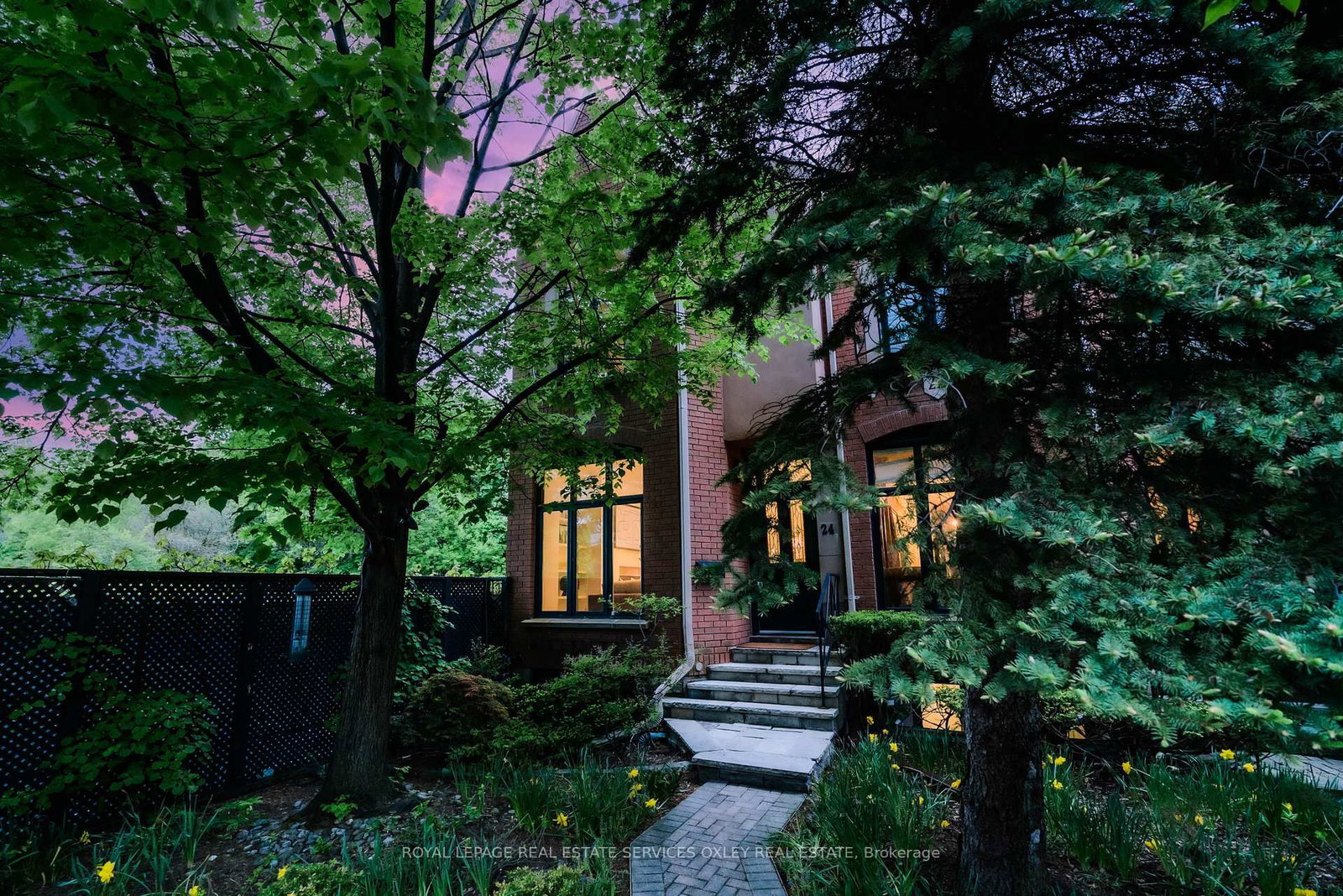 24 Alex Mews - Photo 23