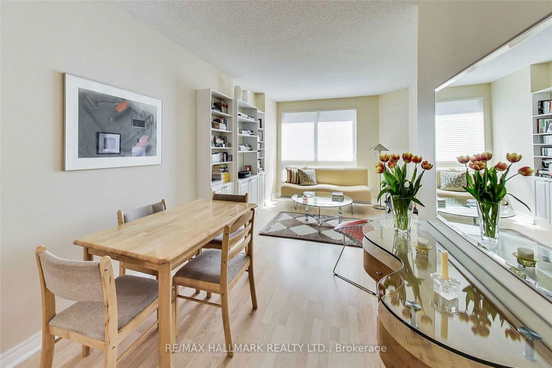 home for lease on 908-55 Bloor Street