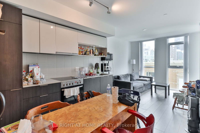  406 - 159 Wellesley St E Toronto, M4Y 0H5 | Image 32