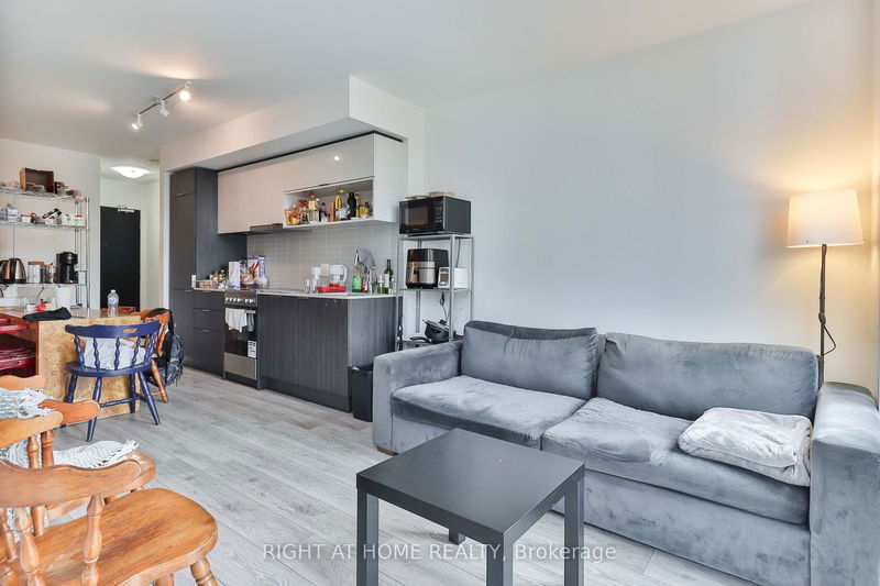  406 - 159 Wellesley St E Toronto, M4Y 0H5 | Image 34