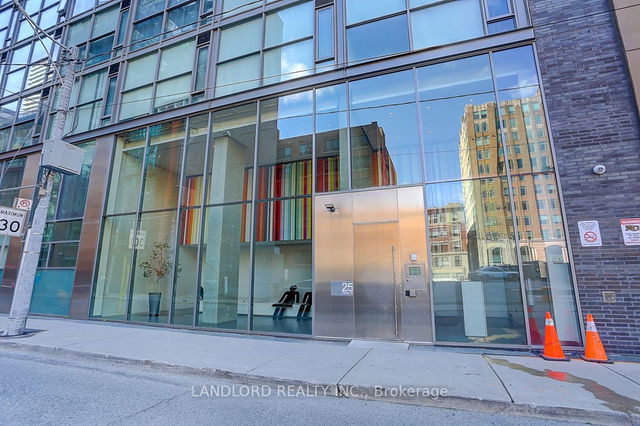 1302 - 25 Oxley Street
