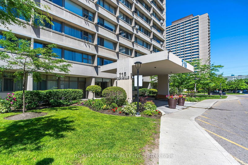 home for sale on 902-715 Don Mills Road