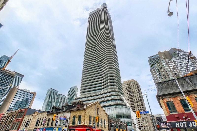home for lease on 3805-11 Wellesley Street W