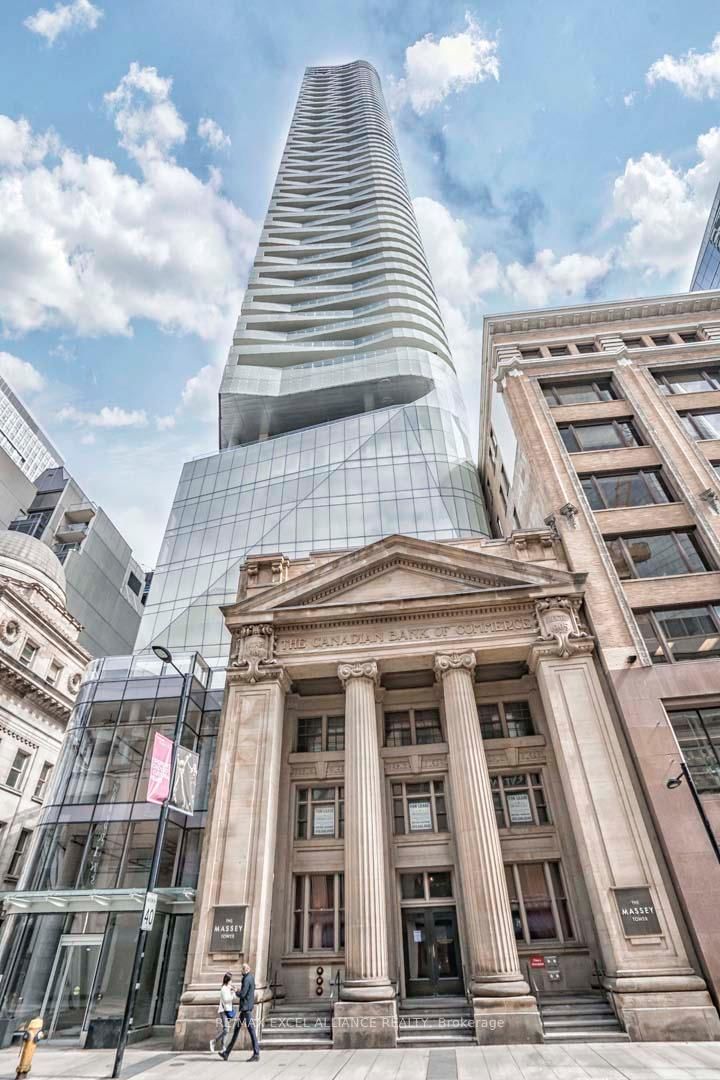 2813 - 197 Yonge St, Toronto, M5B 1M4 | Image 2