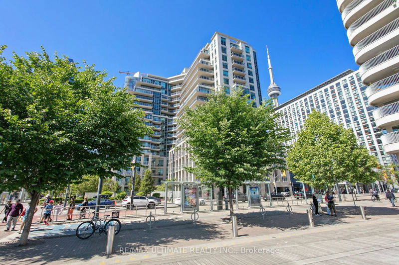 home for sale on 207-410 Queens Quay W